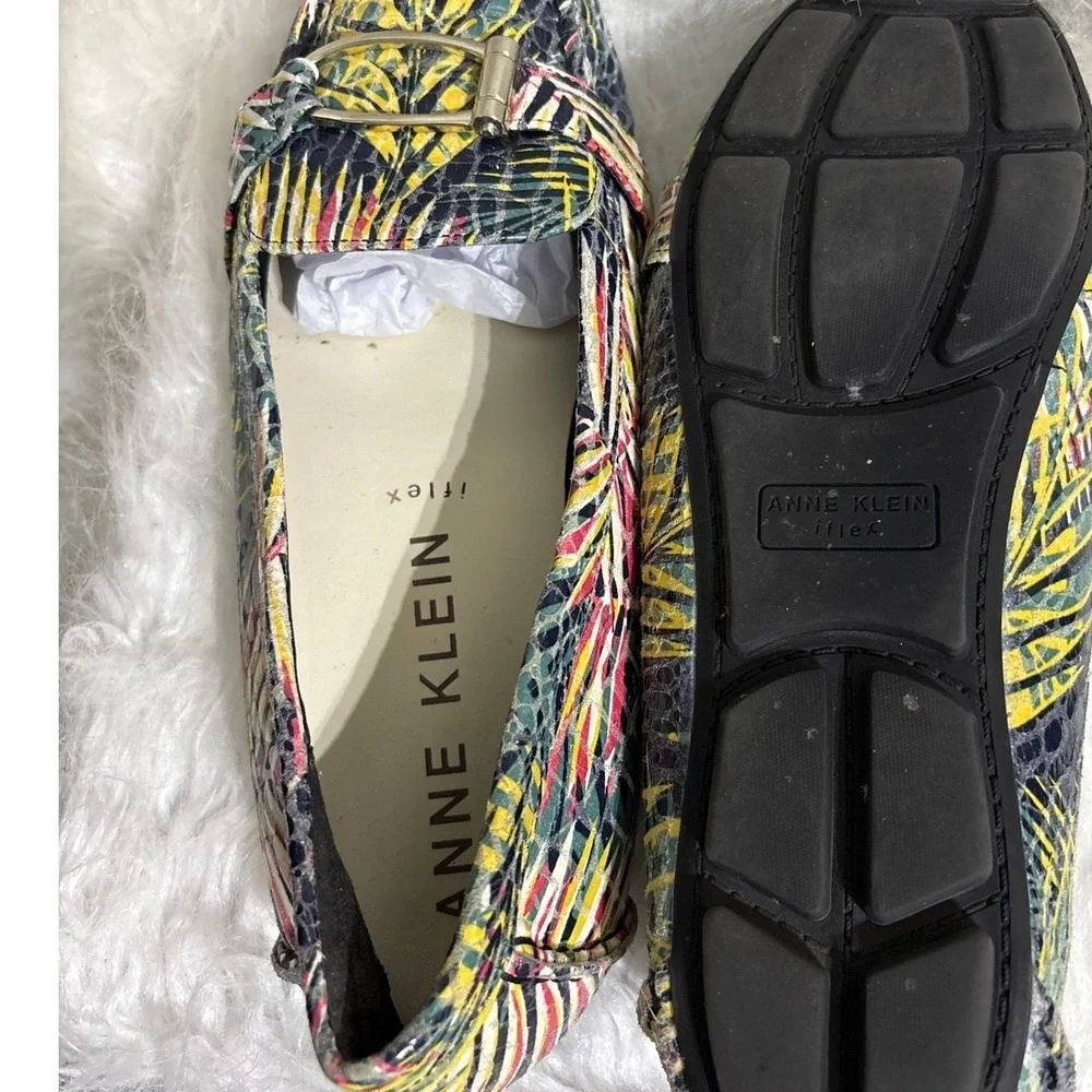 Anne Klein iFlex Tropical Palm Leaf Snake Emboss Loafer Multicolor Driving Mocs